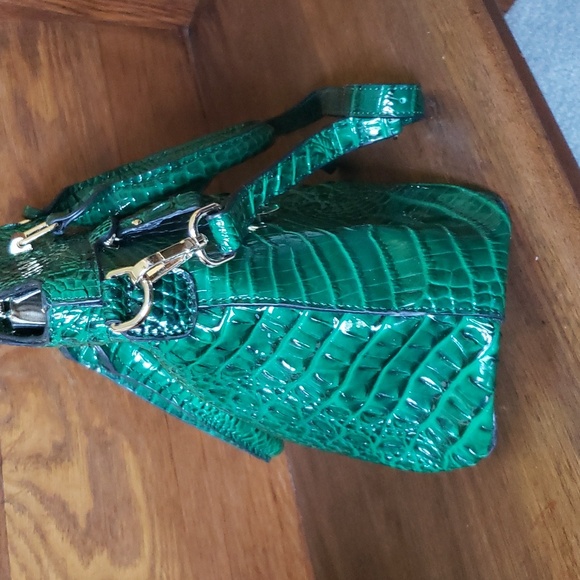 π STAUER CROC EMBOSSED PURSE - Picture 3 of 12